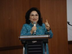 Ketua PKK Sulut Rita Tamuntuan